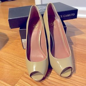 Vince Camuto peep toe nude heels